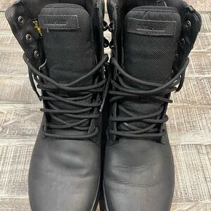 Dr. Martens Men's Black Lace-Up Insulated Waterproof Winter Boots